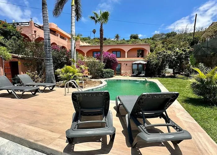 Great Views & Heated Pool - El Perenquen 2 아파트 *