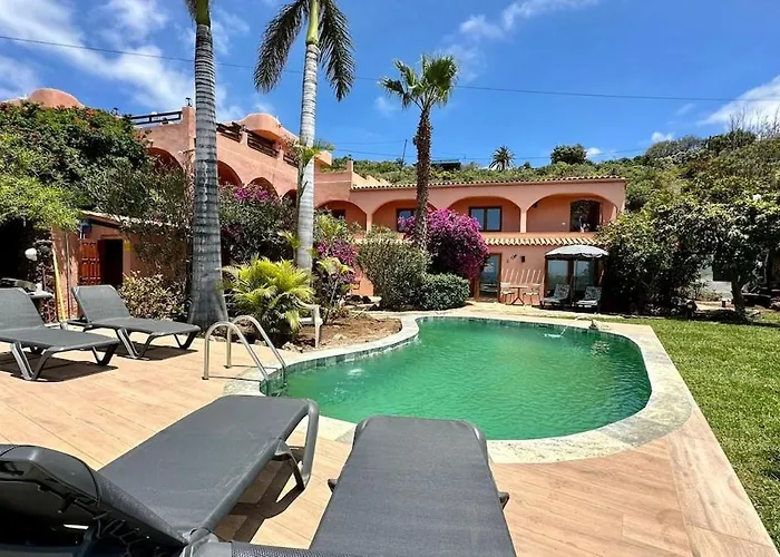 Great Views & Heated Pool - El Perenquen 2 Apartment La Matanza De Acentejo