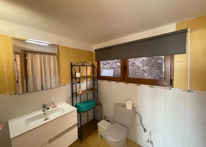 Great Views & Heated Pool - El Perenquen 2 Apartment *