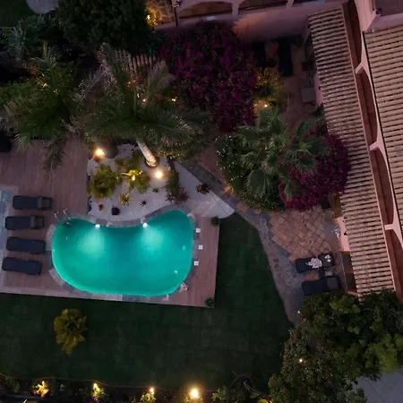 Great Views & Heated Pool - El Perenquen 2 Appartement